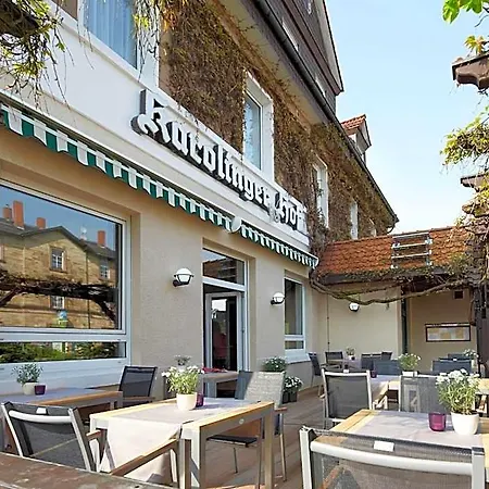 Hotell Karolinger Hof 3*