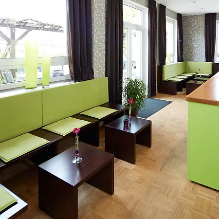 Karolinger Hof 3* Lorsch