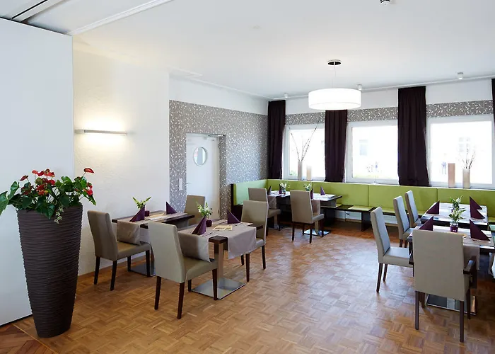 Karolinger-hof Hotel 3*