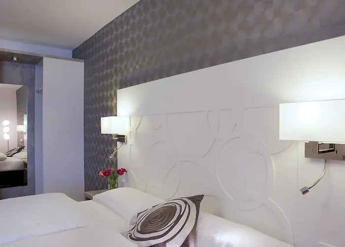 Karolinger Hof 洛尔施