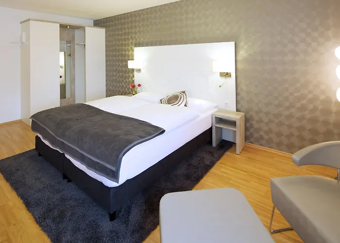 Karolinger Hof 洛尔施